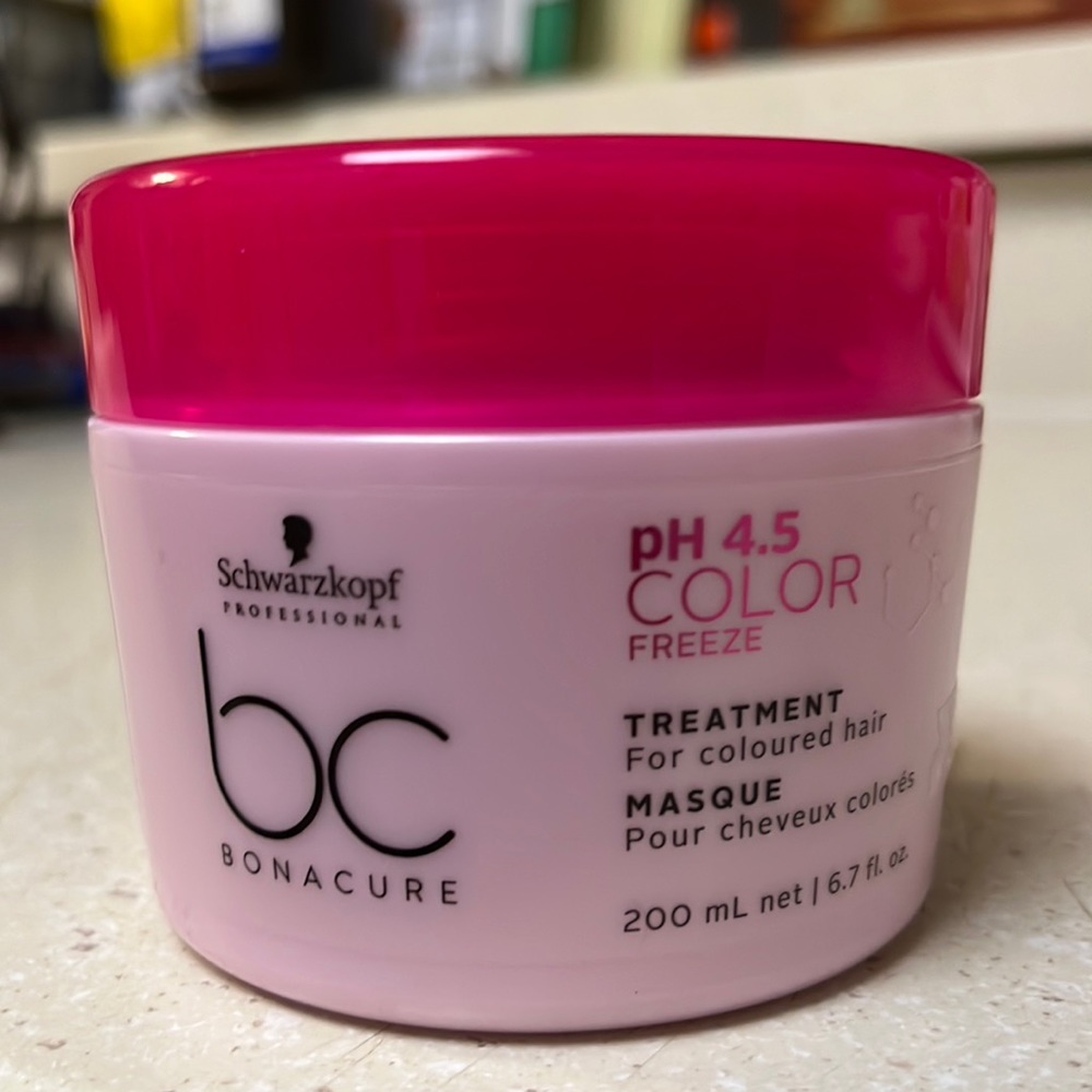 ❗️SOLD Schwarzkopf BC BONACURE pH 4.5 Color Freeze Treatment, 6.7-Ounce